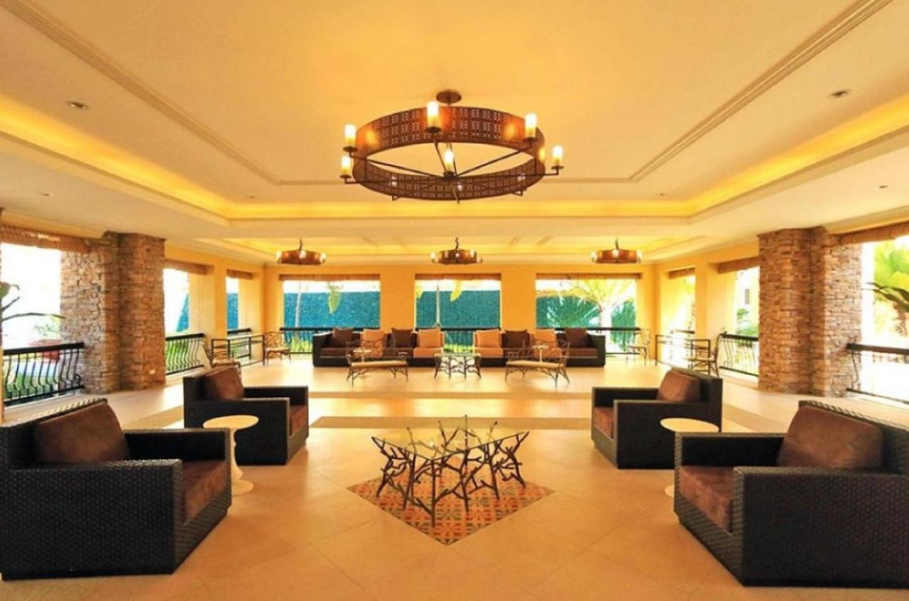 Kara'S Condotels Cebu Exterior foto